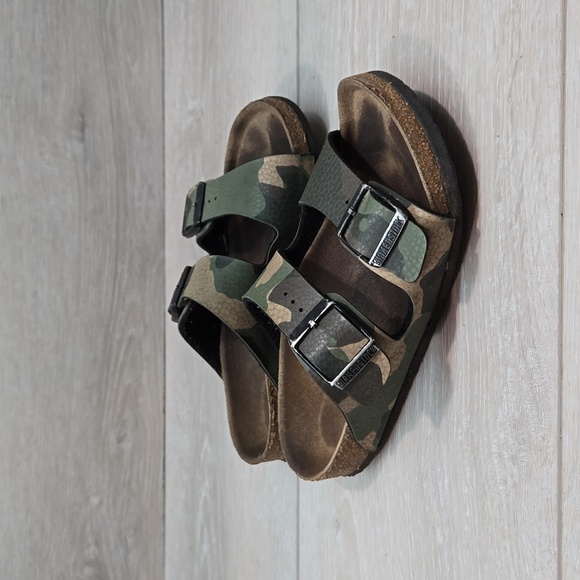 Birkenstock Kids Unisex Arizona Camo Sandals shoes sz 29/C11 Narrow - Picture 1 of 11